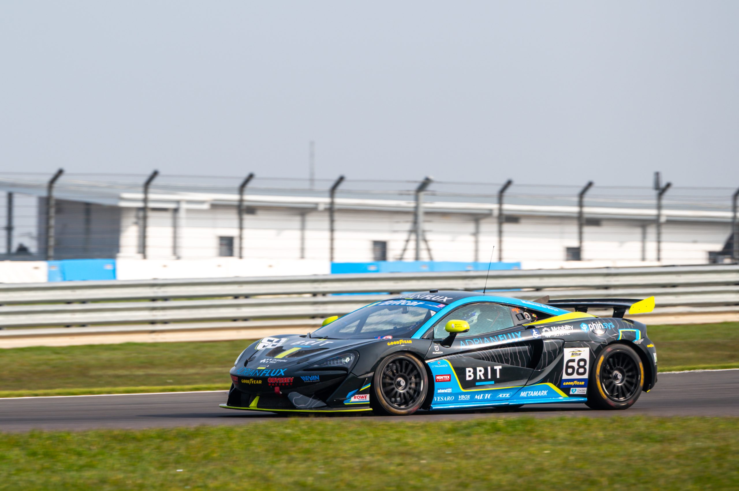 McLaren 570S GT4 #68